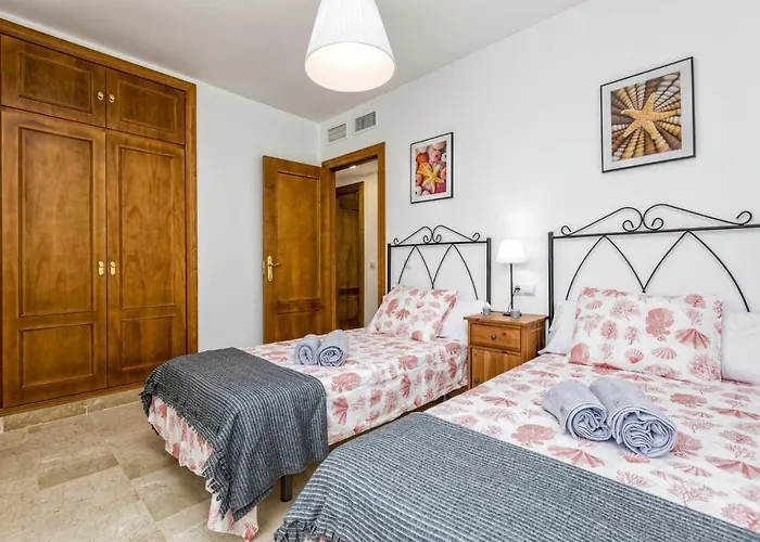 Fuengirola Center, 3 Bedrooms, And Parking